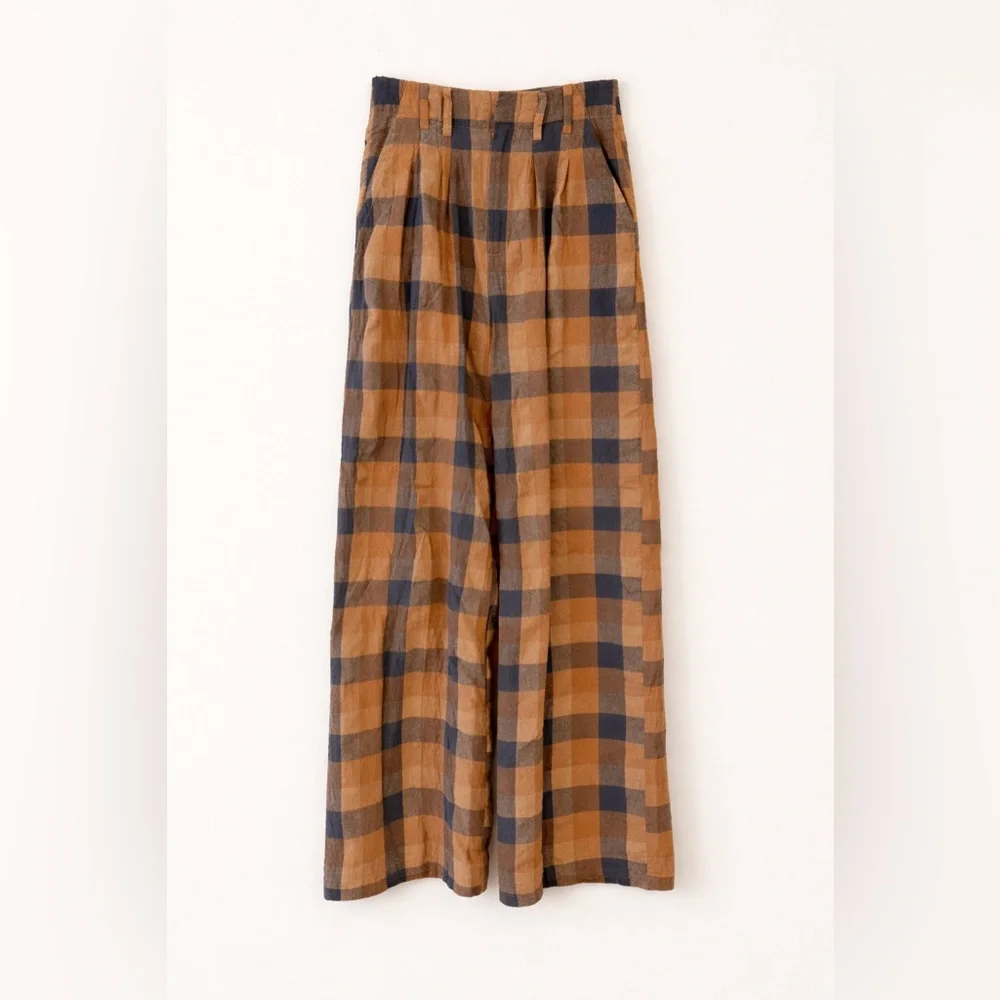 Roolee Wide-Leg Plaid Pants – Effortless & Chic - Picture 3 of 4